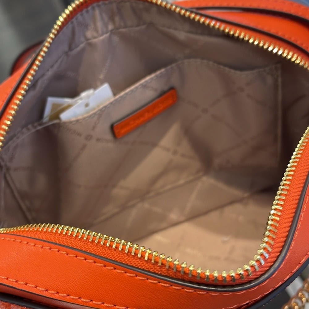 Michael Kors Jet Set Large East West Ombré Signature Logo Crossbody Bag
Red Clay - Picture 8 of 16